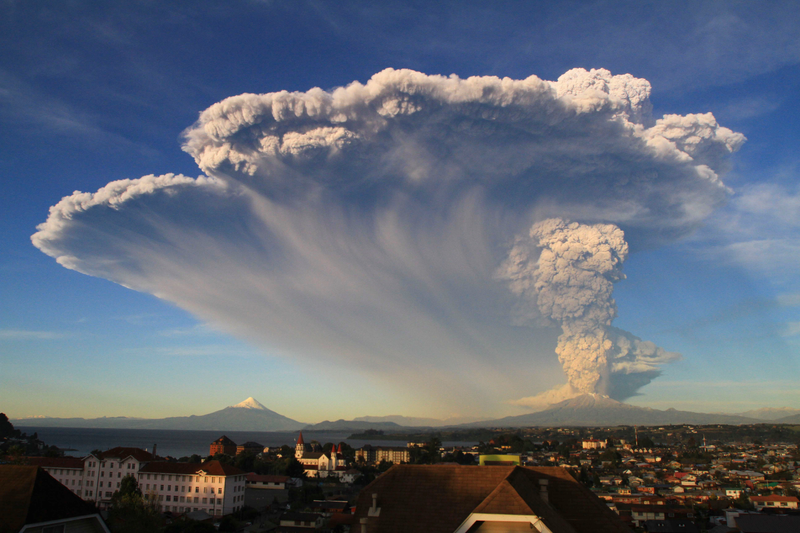 Illustration for article titled Impresionantes imágenes de la erupción del volcán Calbuco